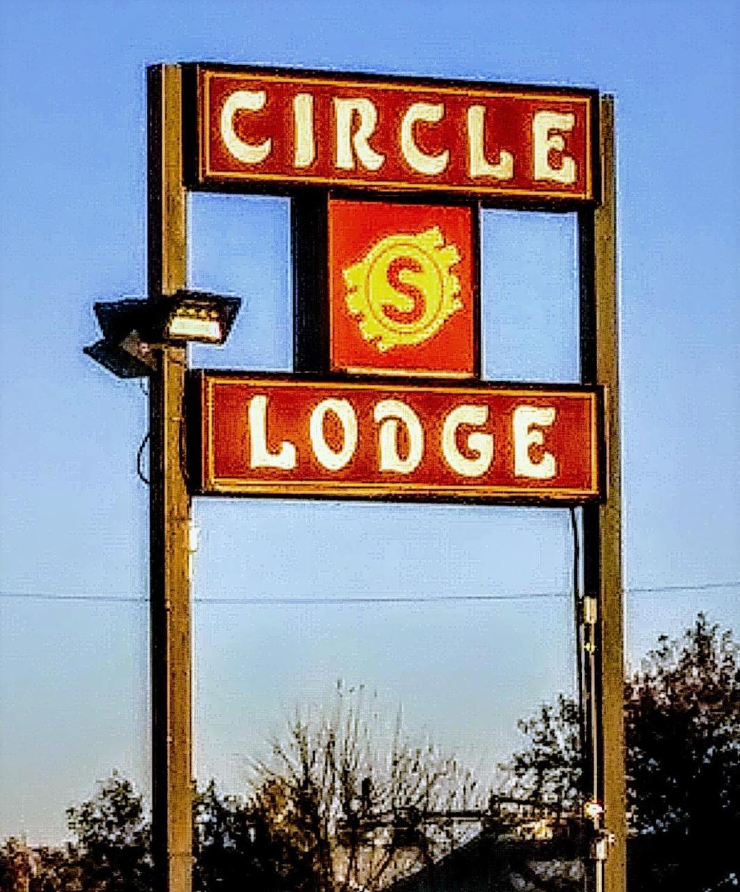 Circle S Lodge Gering Eksteriør bilde